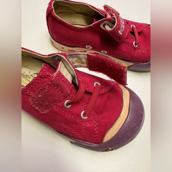 2/$20 Keen Toddler Girls 8 Red Purple Ventura Velcro Sneaker Palm Trees Canvas - Picture 8 of 9